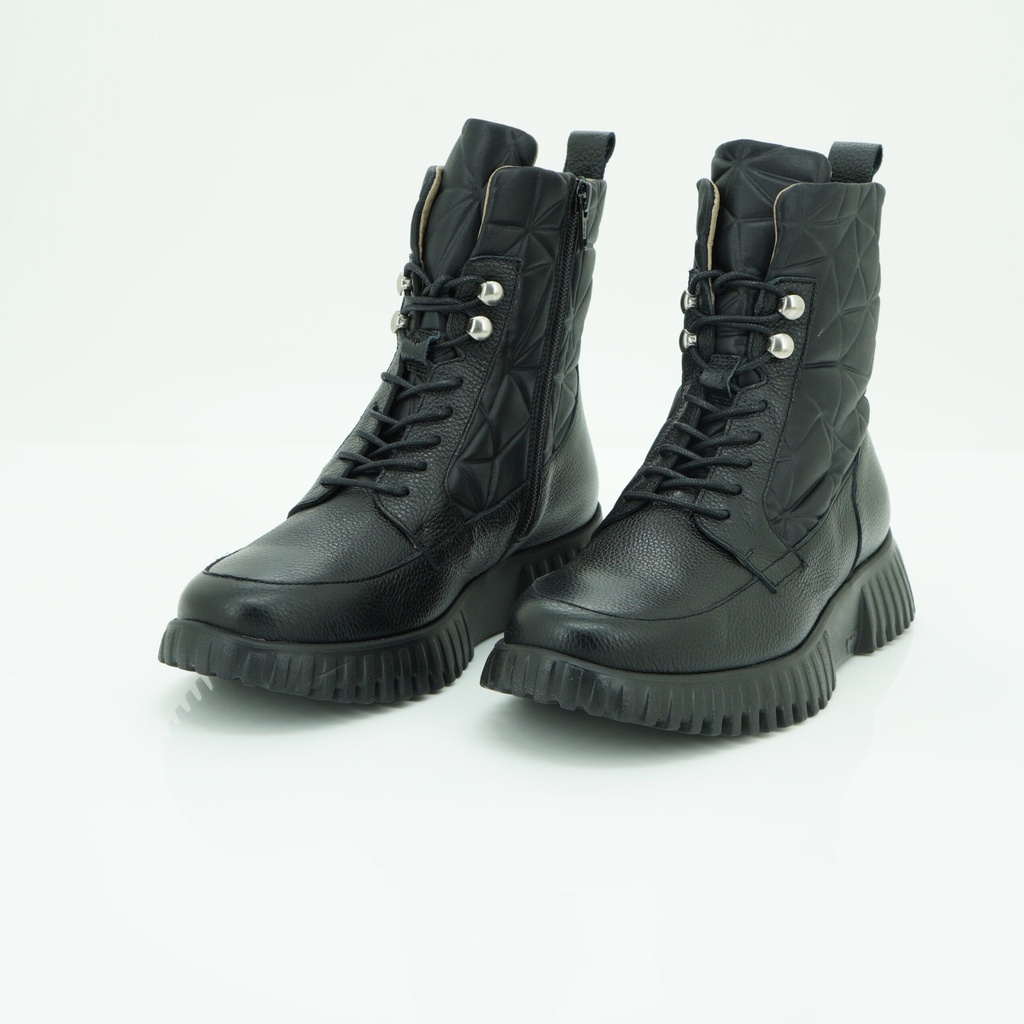 LADIES LEATHER FLAT BOOTIES